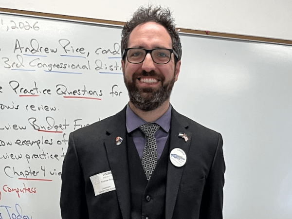 Congressional Candidate Comes to HHS